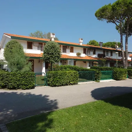 Holiday Homes In 24573 *