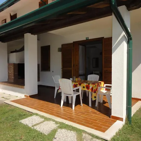 Holiday Homes In 24573 * 비비오네