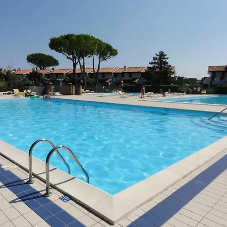 Holiday Homes In 24573 *
